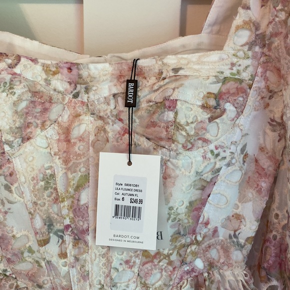 COPY - NWTS Bardot Lila Dress size 6 - Picture 3 of 10